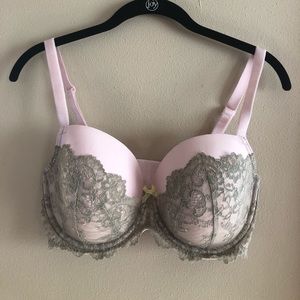 Victoria Secret’s Dream Angels Lined Demi 34 DDD
